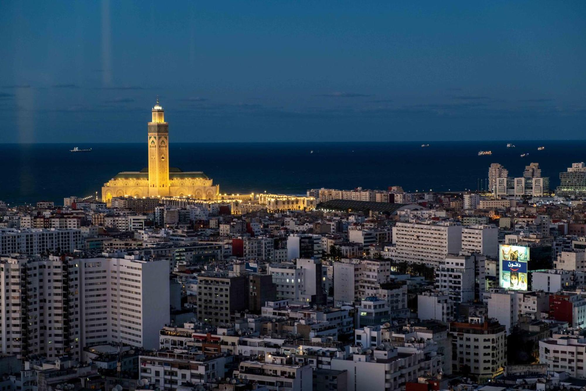 Kenzi Tower Hotel Casablanca Exterior foto Casablanca