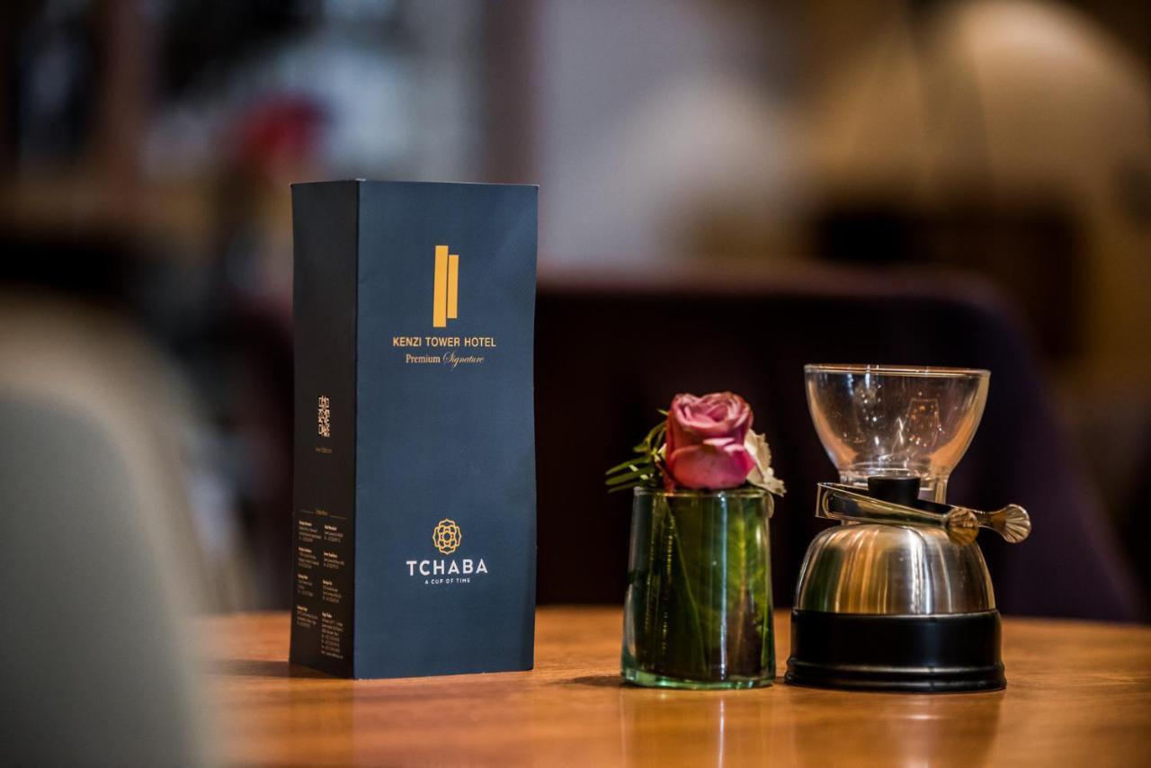Kenzi Tower Hotel Casablanca Exterior foto TCHADA coffee